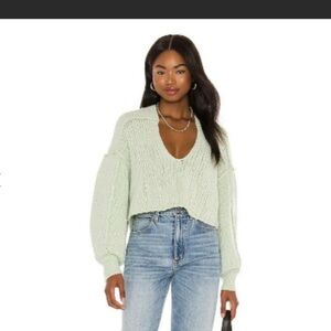 We The Free cropped sweater size small